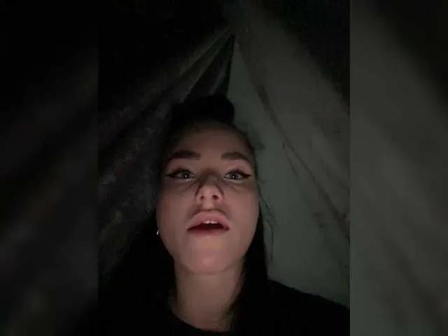 Admire Aleksandra-lis-1998, they want to masturbate for you aleksandra-lis-1998 from BongaCams