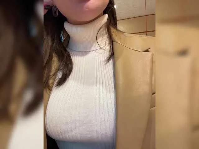 Slutty Angel-VICT0RY wants you to fuck her body now Angel-VICT0RY from BongaCams