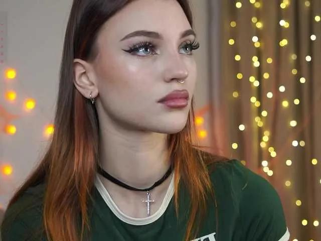 Admire 19 years old beckymadsons from BongaCams beckymadsons from BongaCams