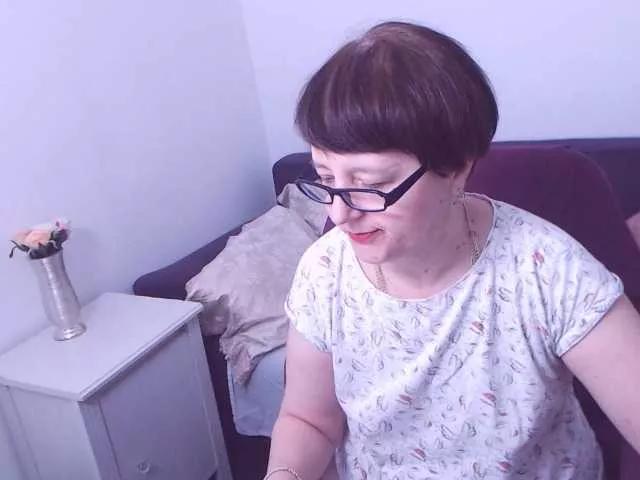 ChristaRose on BongaCams 