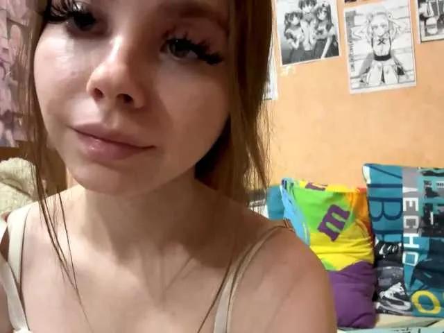 Admire 18 years old Lil-RO-XO from BongaCams Lil-RO-XO from BongaCams