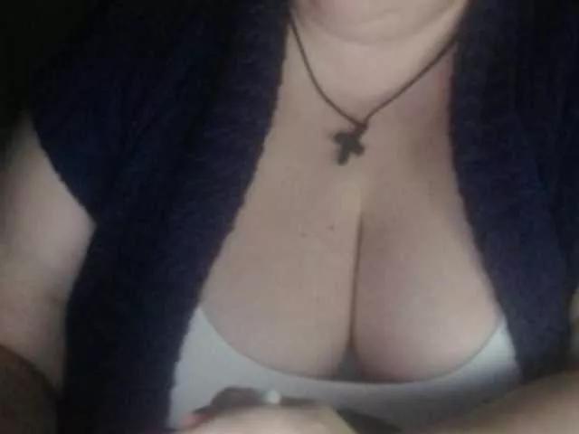 mayalove4u on BongaCams 