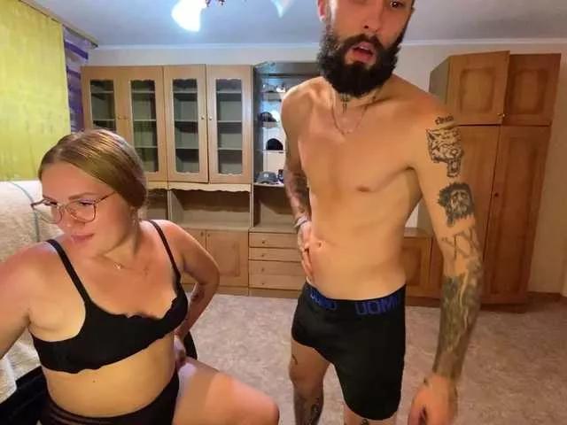 mike7and7anna on BongaCams 