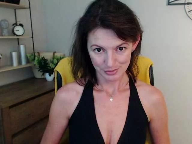 mrsVivian on BongaCams 