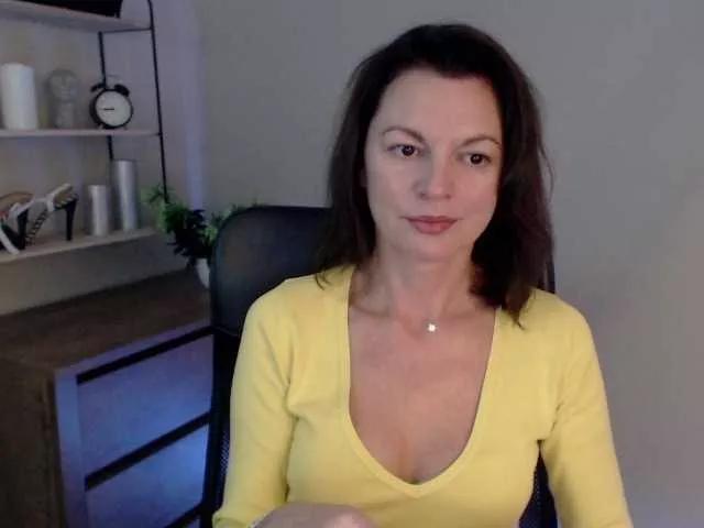 mrsVivian on BongaCams 