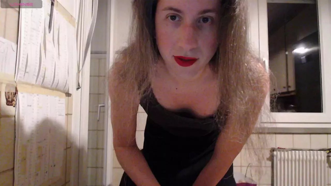 Offline Chiara_Sex on Cam4