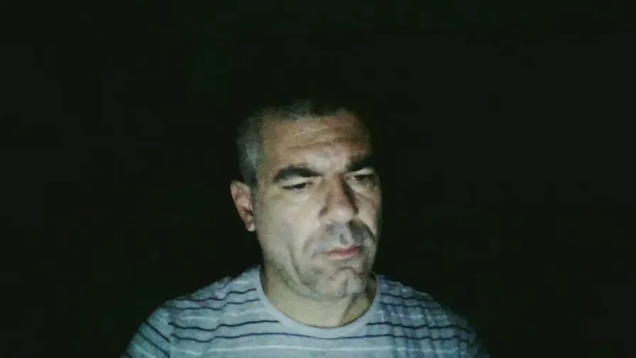 Offline ilmioo21 on Cam4