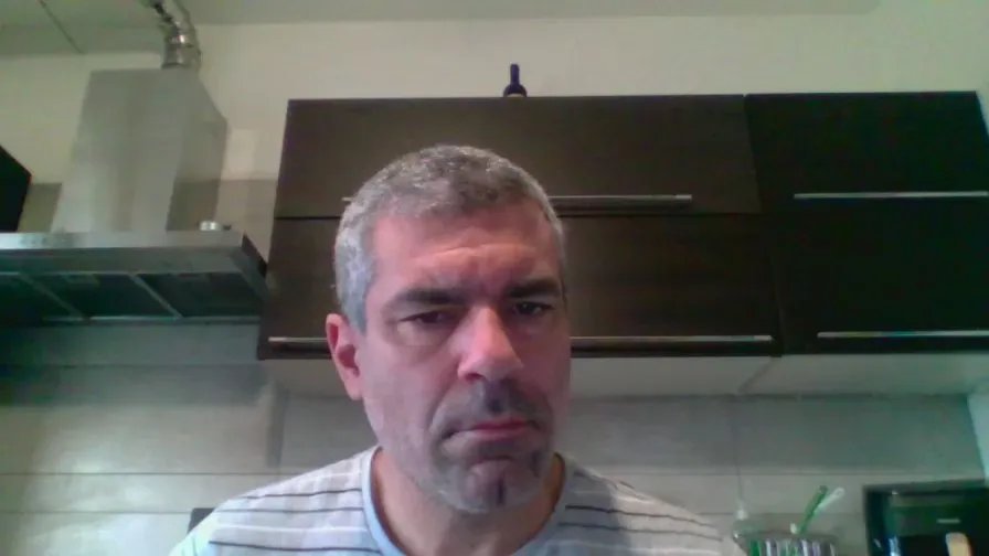 Offline ilmioo21 on Cam4