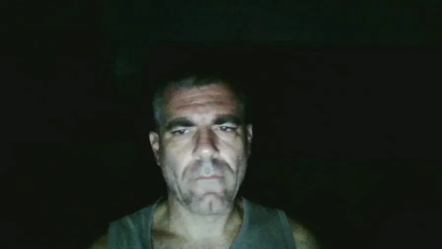 Offline ilmioo21 on Cam4