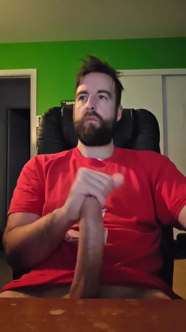 Offline Pauly1988 on Cam4