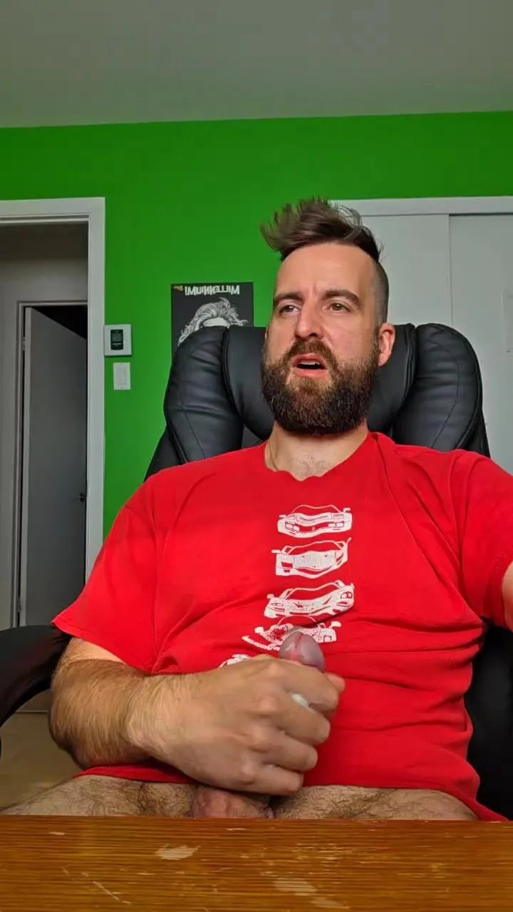 Offline Pauly1988 on Cam4