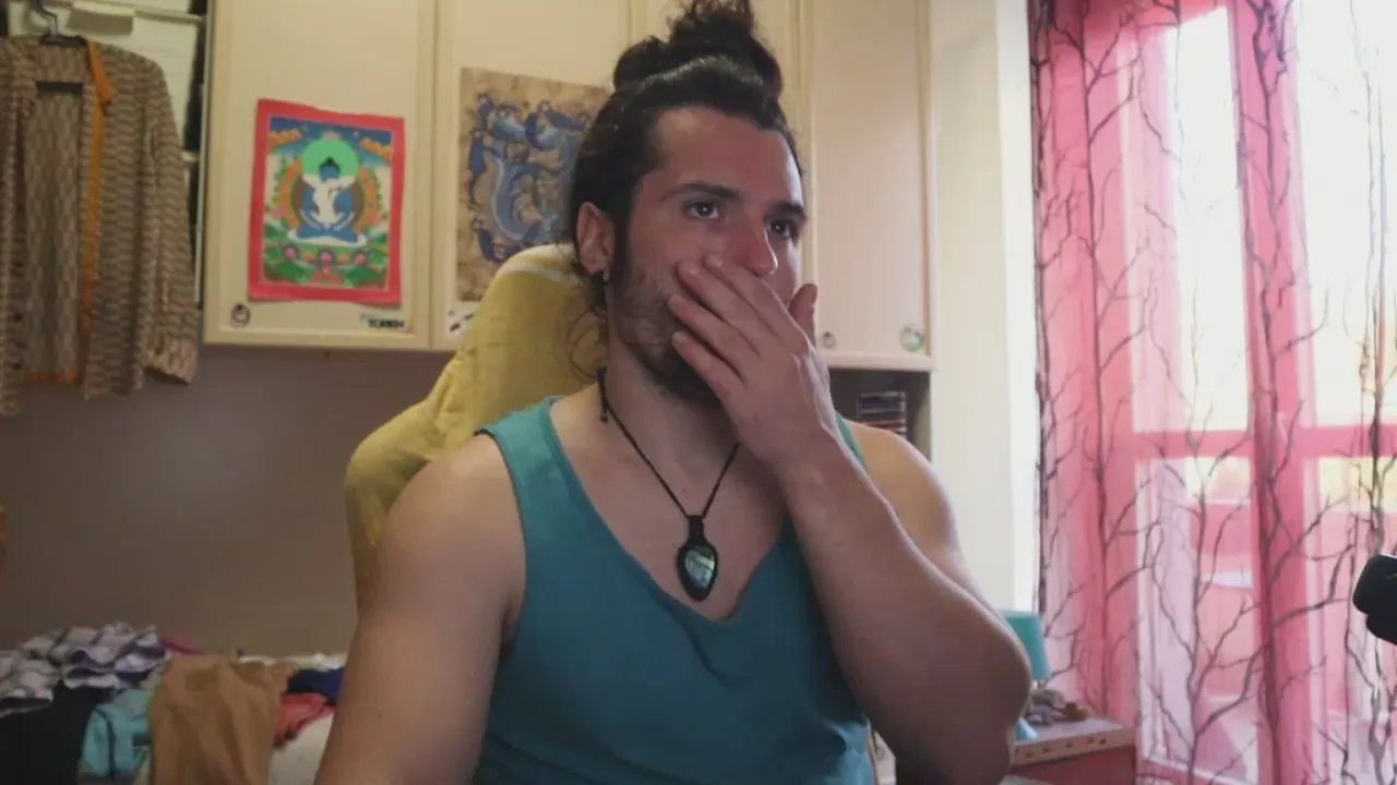 Offline Tantra_Man_Yogi on Cam4