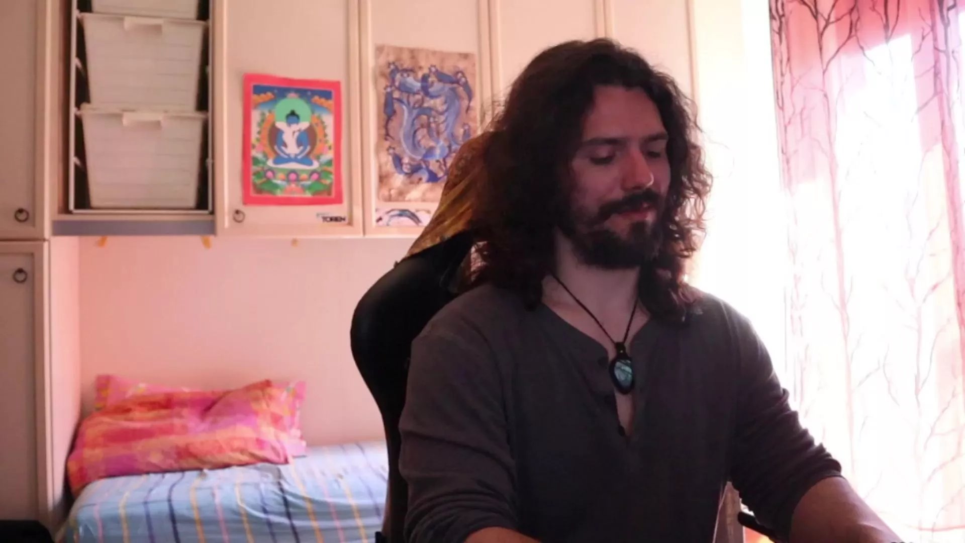 Offline Tantra_Man_Yogi on Cam4