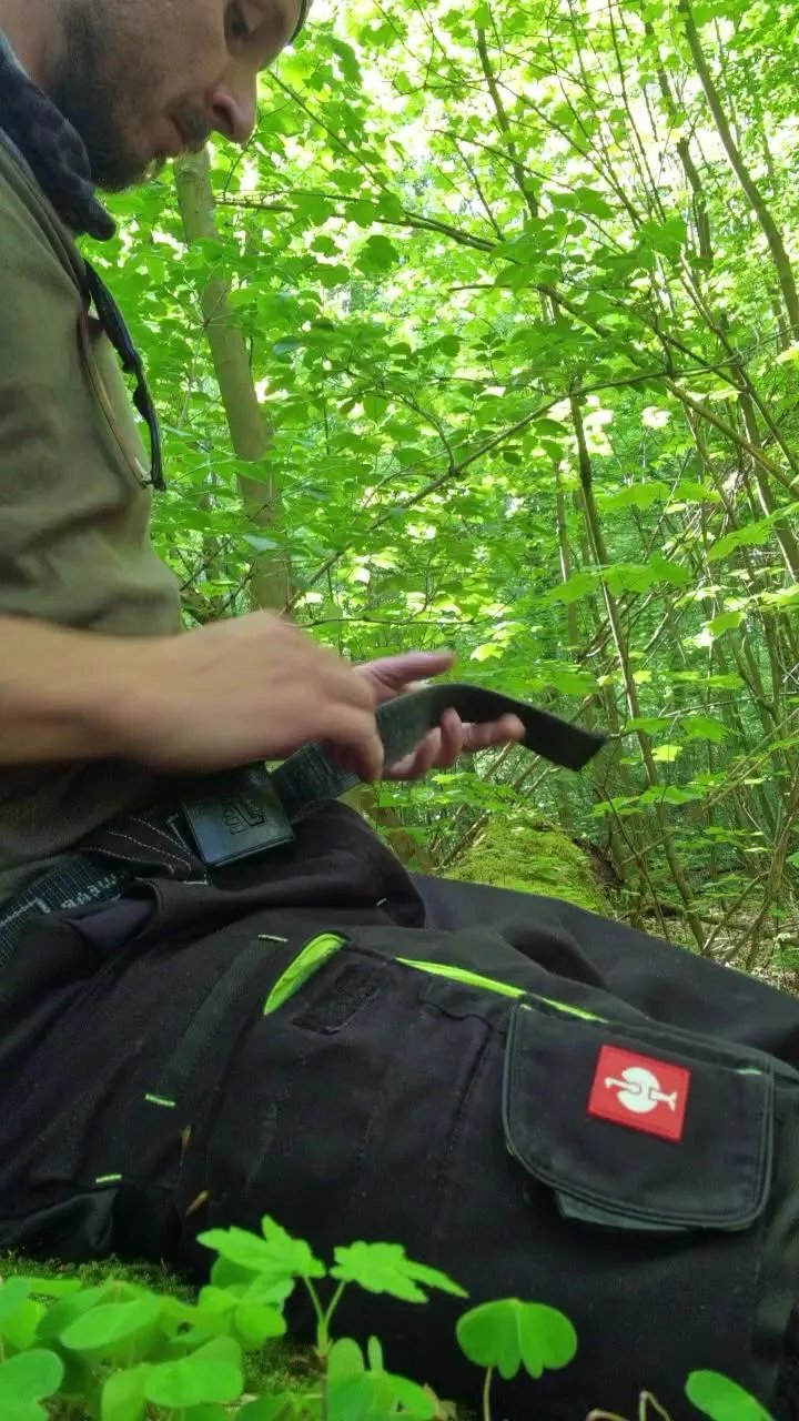 Offline Wiesencoltx on Cam4