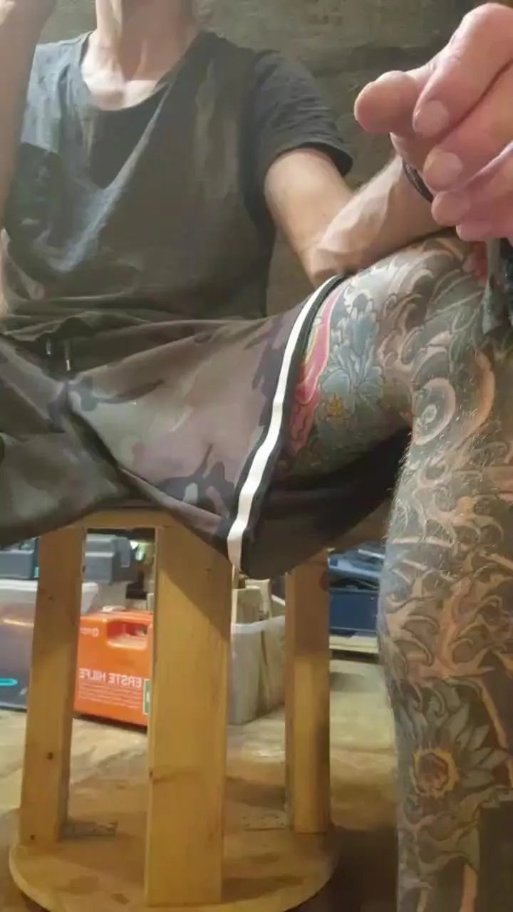 Offline Wiesencoltx on Cam4