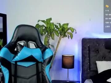 devlin_violet__ on Chaturbate 