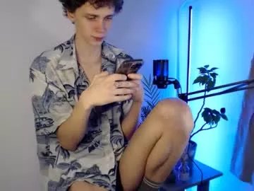 Freechat doedeeer on Chaturbate