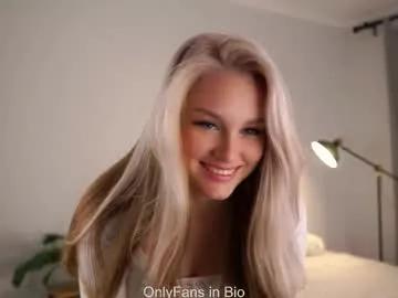 Watch Chaturbate's Emmiemurray emmiemurray from Chaturbate