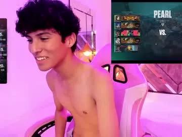 fem_loui on Chaturbate 