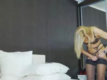 hefner_girl on Chaturbate 