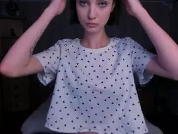 lauratanguy on Chaturbate 