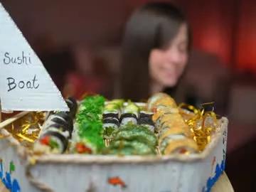 Sexy Newchloe18 wants you to fuck her body now newchloe18 from Chaturbate