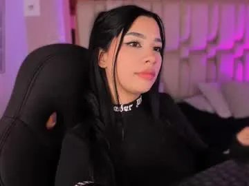 Freechat vanessaduval on Chaturbate