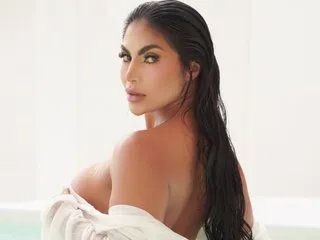 Offline AnaMurphy on Streamate