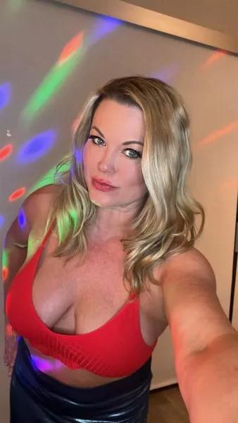 Vegasbecky on Streamate 