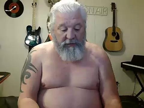 countrydomdaddy on StripChat 