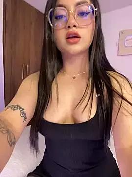 montmariana on StripChat 