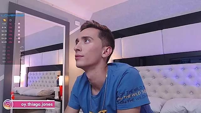 Thiago_jones on StripChat 